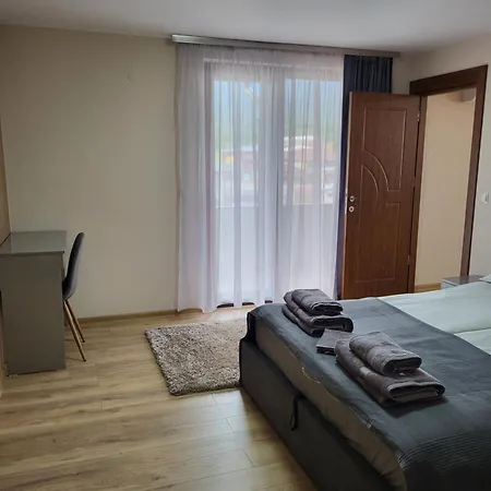 панорамен пентхаус - кабинков лифт - 3 спални *