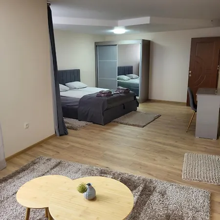 панорамен пентхаус - кабинков лифт - 3 спални Apartamento Bansko