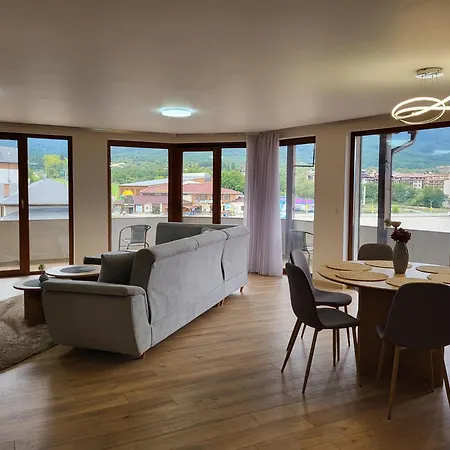 Apartamento панорамен пентхаус - кабинков лифт - 3 спални *