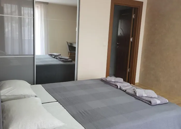 панорамен пентхаус - кабинков лифт - 3 спални *